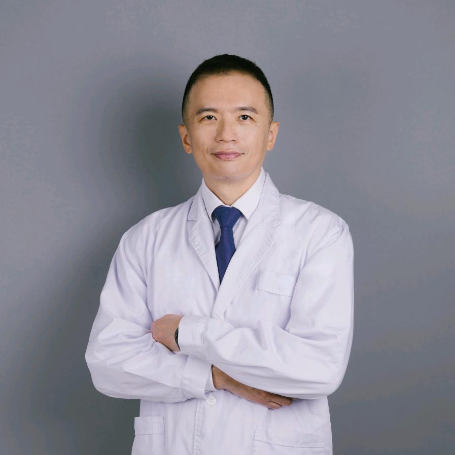 乳腺外科曾毅