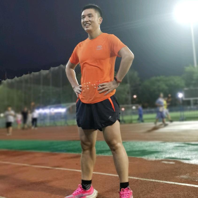 不喝酒的跑者不是好会计o文华