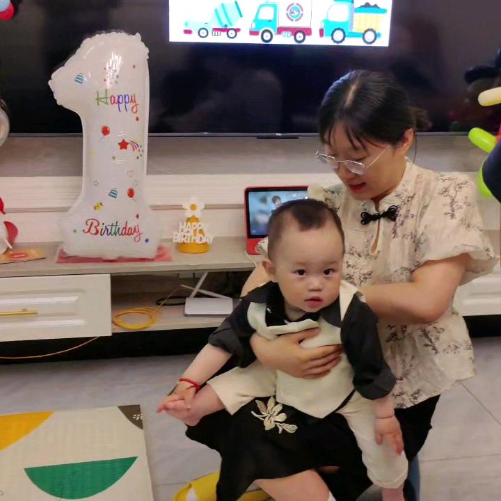 果粒哈哈