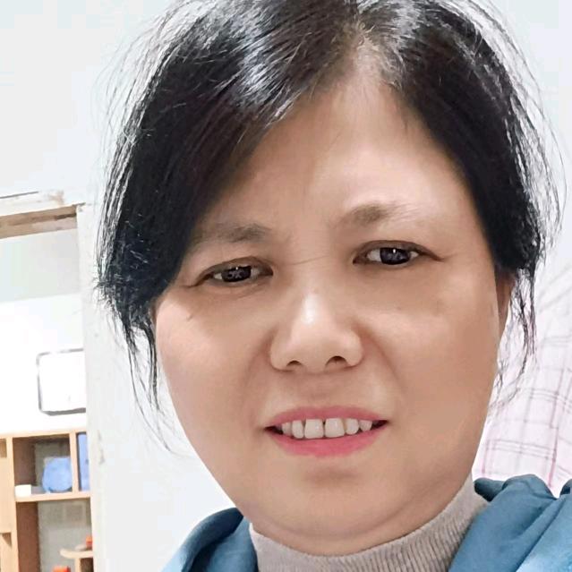 张姐:经营广东瓷砖.木地板.木门