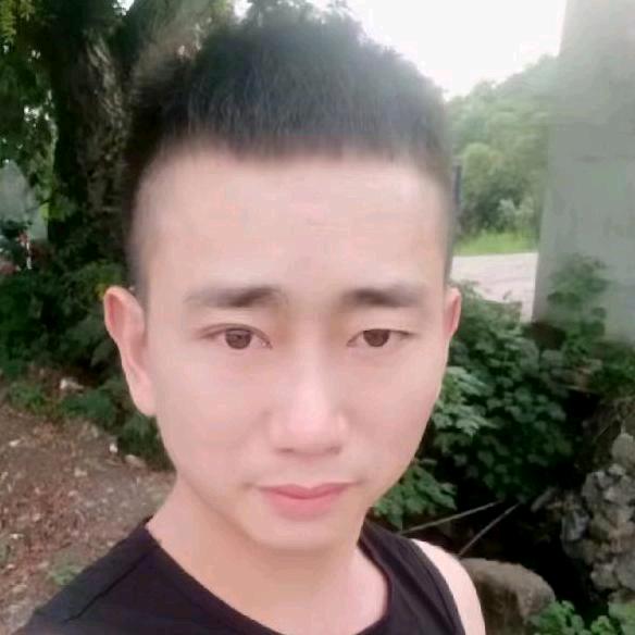 河南新乡（帅哥王灿宝）