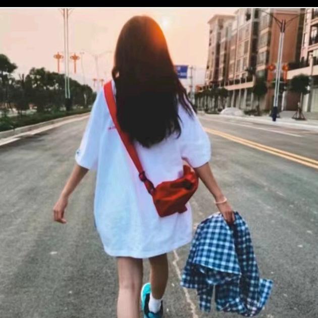 -小 情 緒.