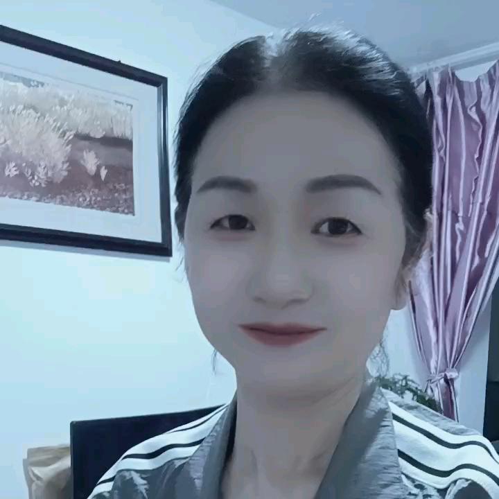流年堇花🌷