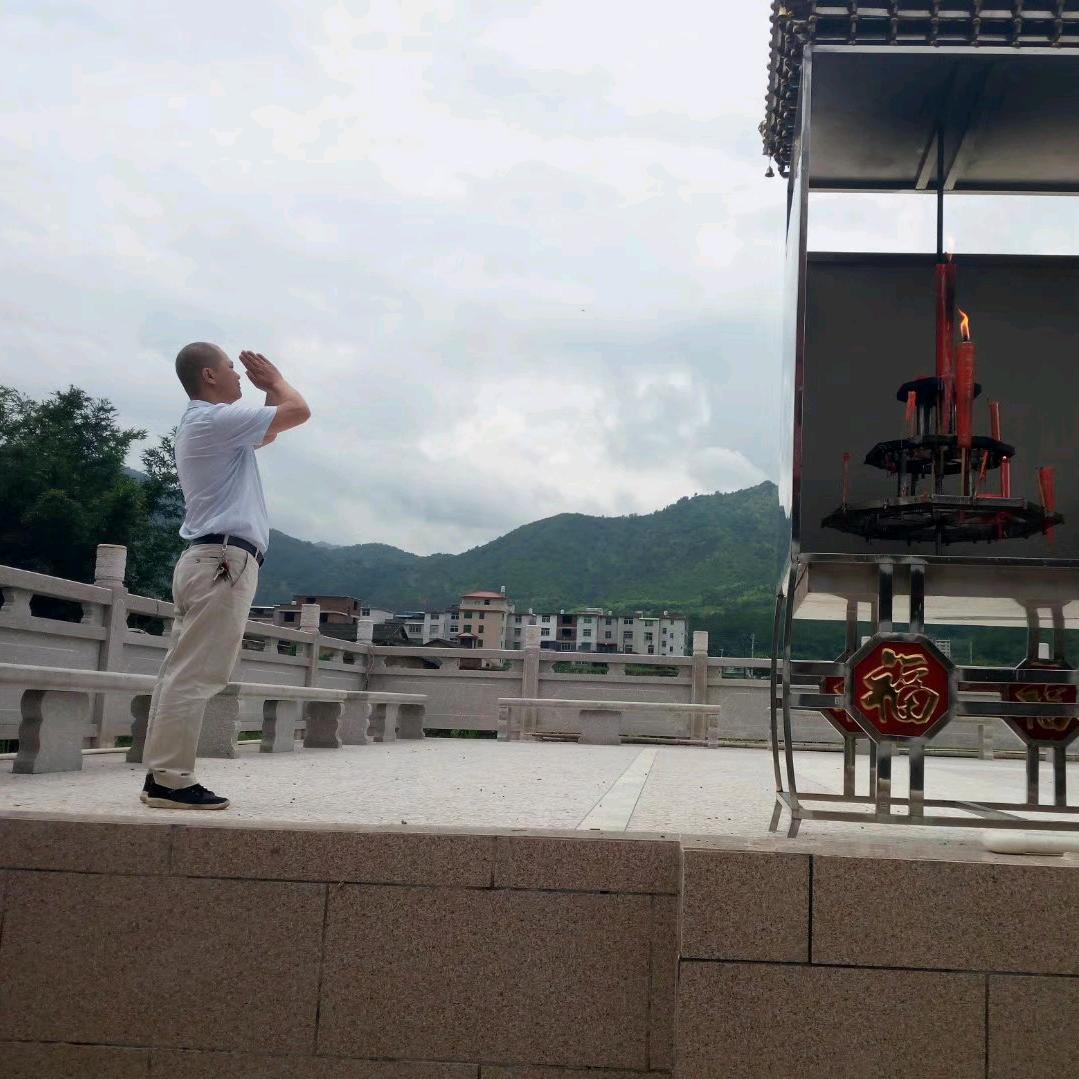 再生资源回收：刘（留）一欢