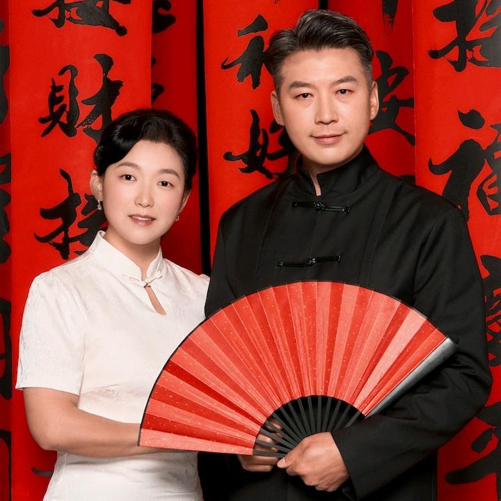 张百卍