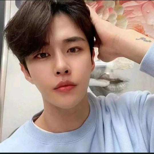 宝石婕🇭🇰🎈🎈🎈