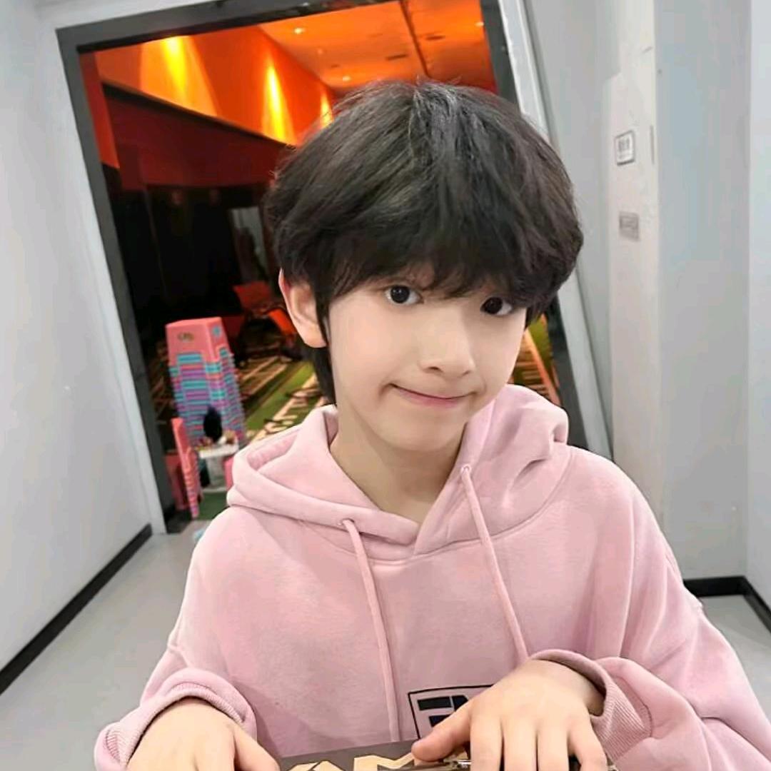 ^呆猫铭椰🎸