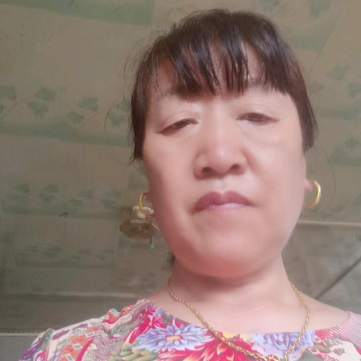 霞姐，下午两点十分