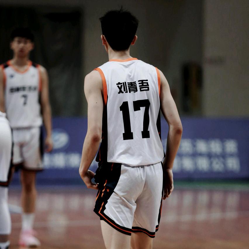刘青吾