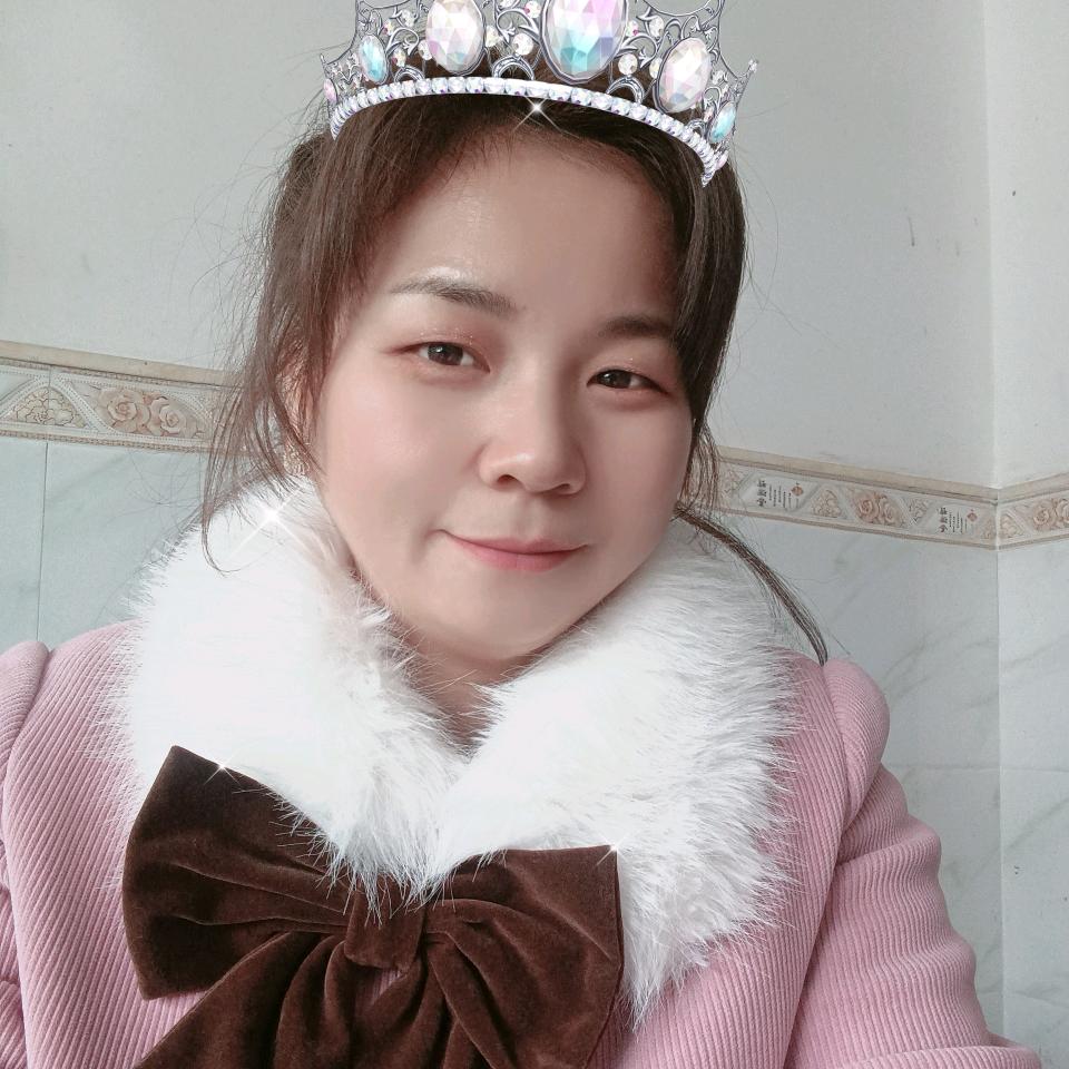 何微微