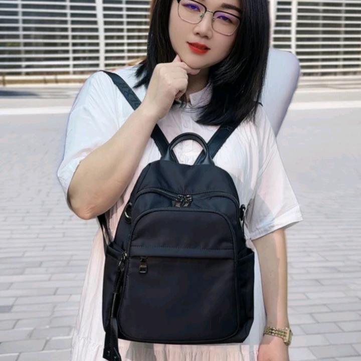 大牌女包折扣店3号