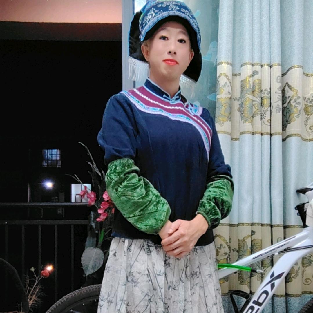风摆柳“小红翠”
