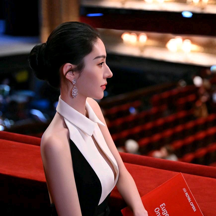 励志姐《承蒙厚爱》