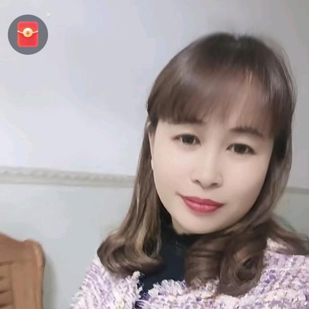 A专业销售土猪肉（唐英市场罗姐牛肉铺l）