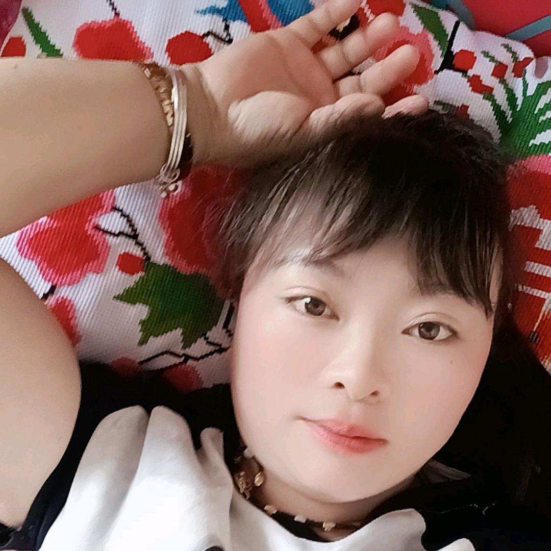李情情