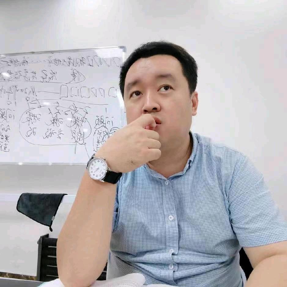 公考教师王小胖