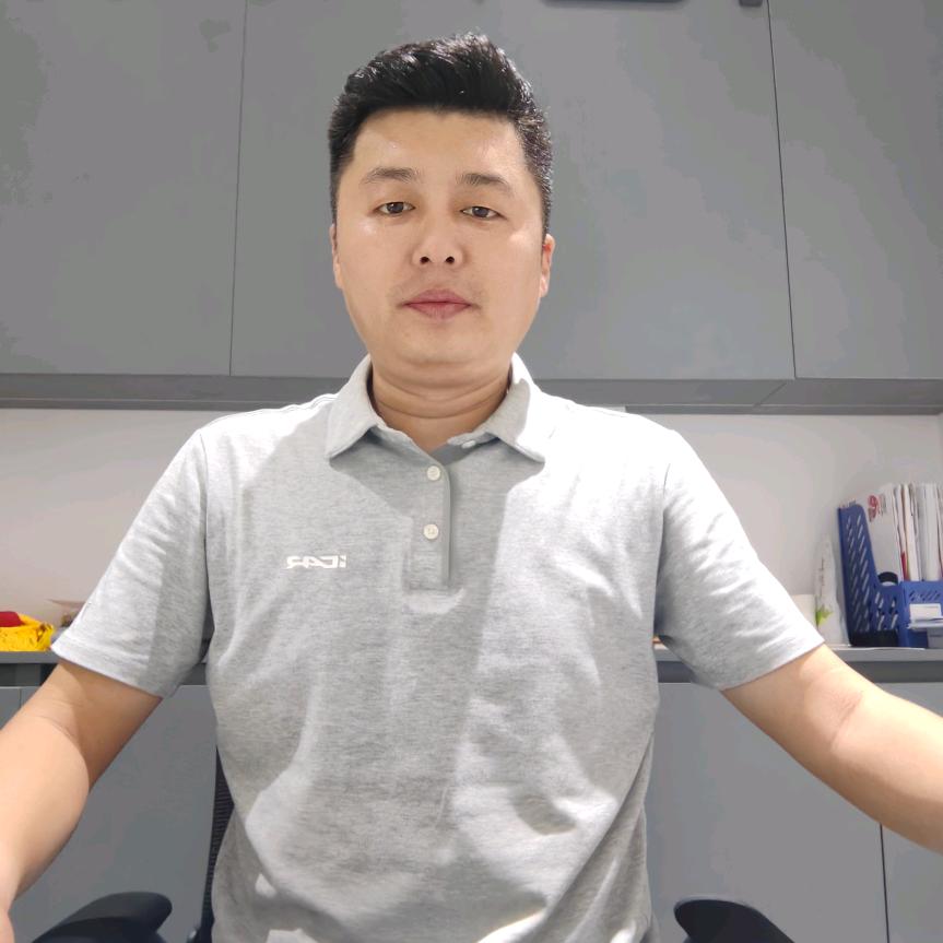 一直在努力的一个人