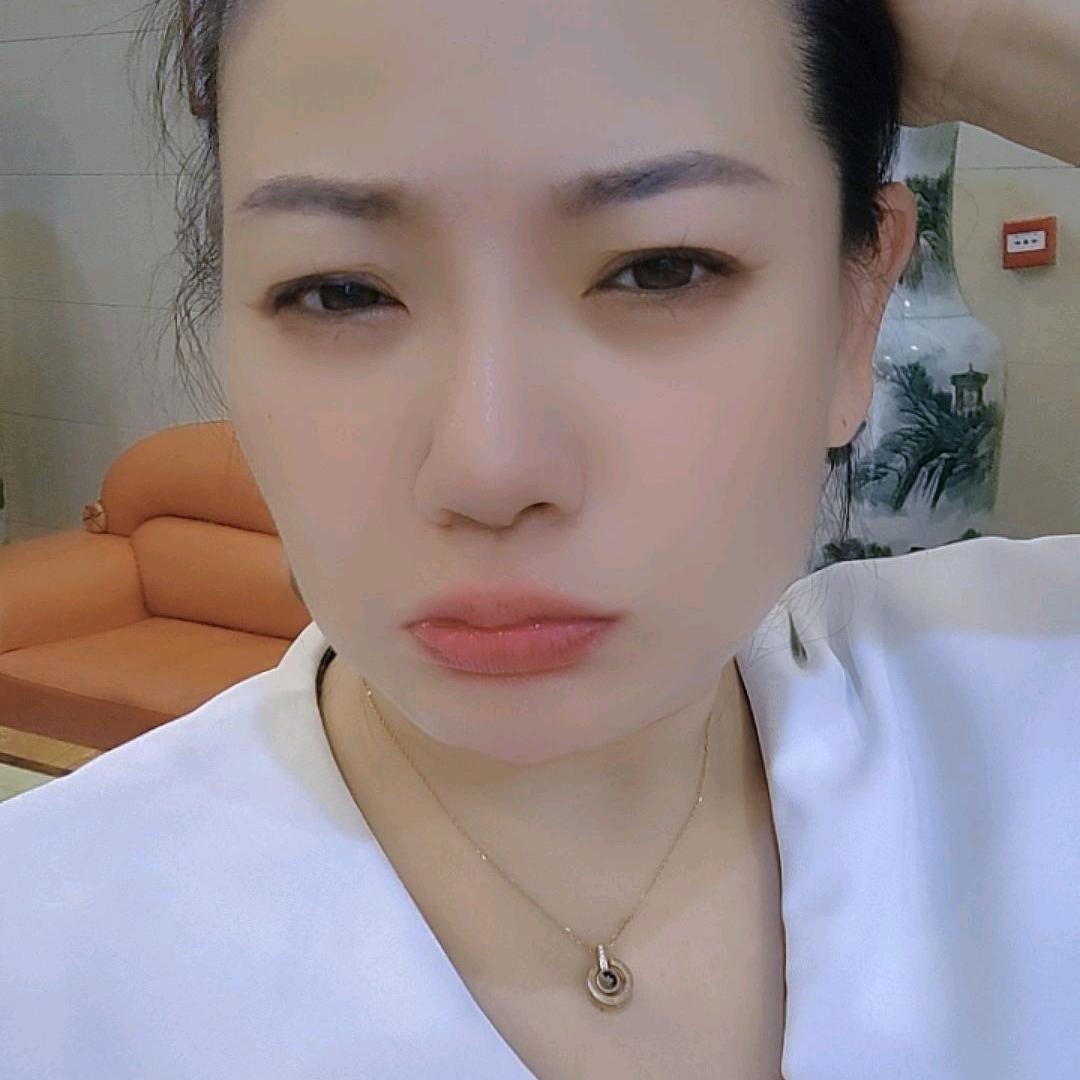 石岗萍萍姐！卖女装和指纹锁