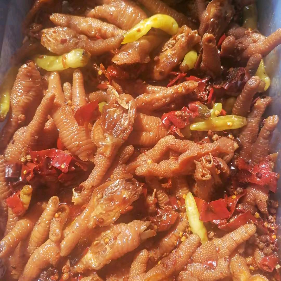 涵菲尧：薛妹儿糊辣壳鸡爪