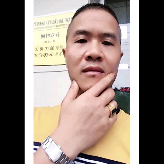 痴心不悔：群哥