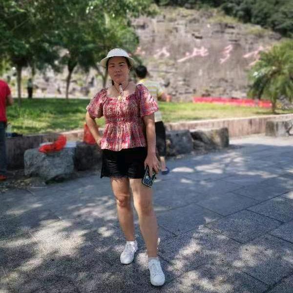 春春爱吃肉