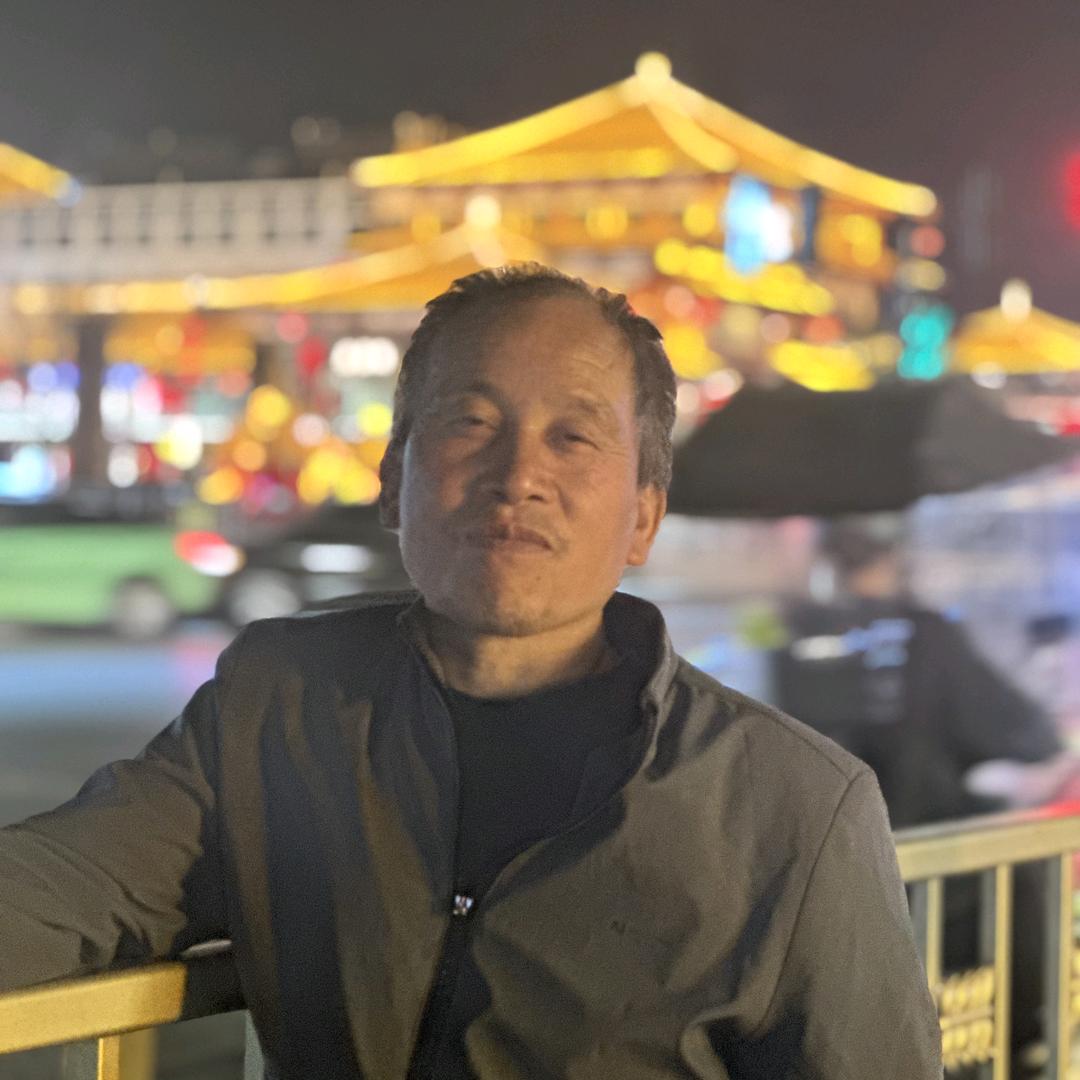李英杰