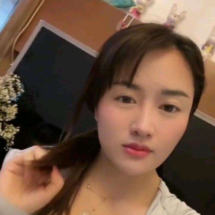 晓芳，正能量🌻🌷