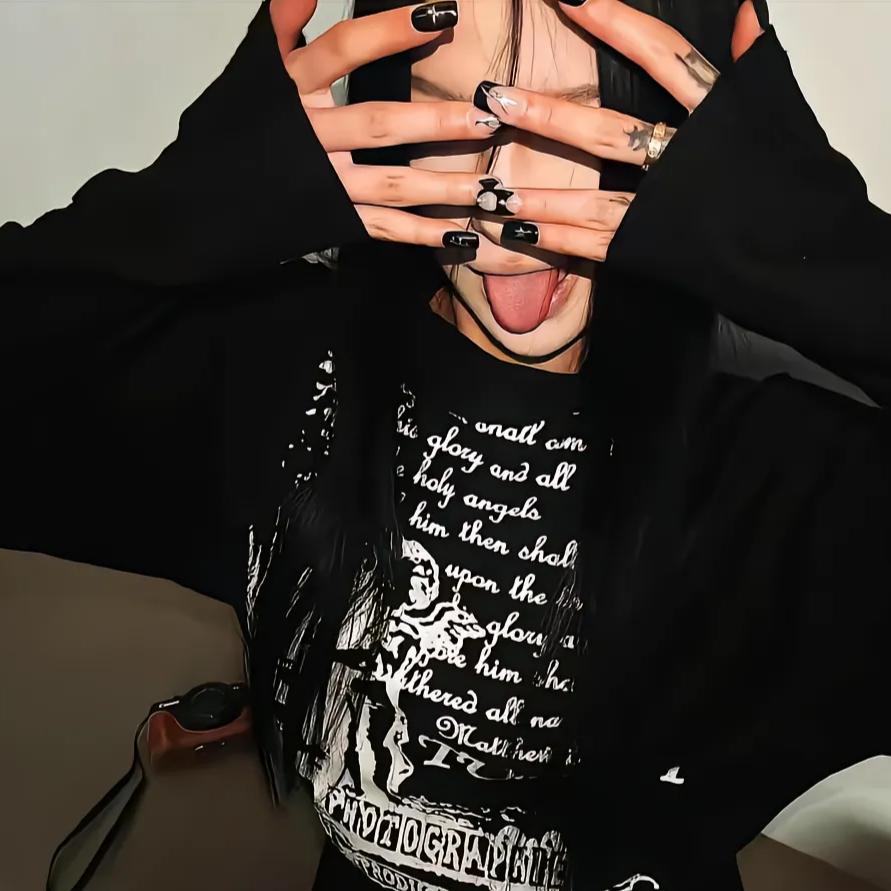 小鱼鱼鱼吖