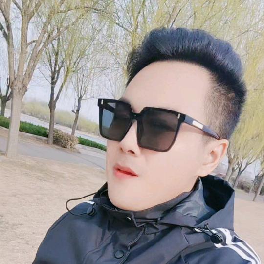 暖心男