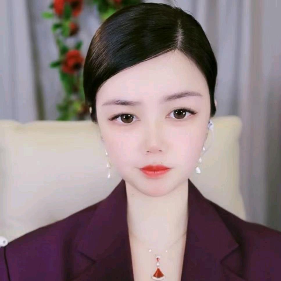 ༺࿅何小河༒࿅༻