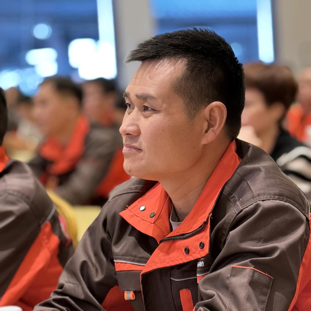 商桥头等舱老廖