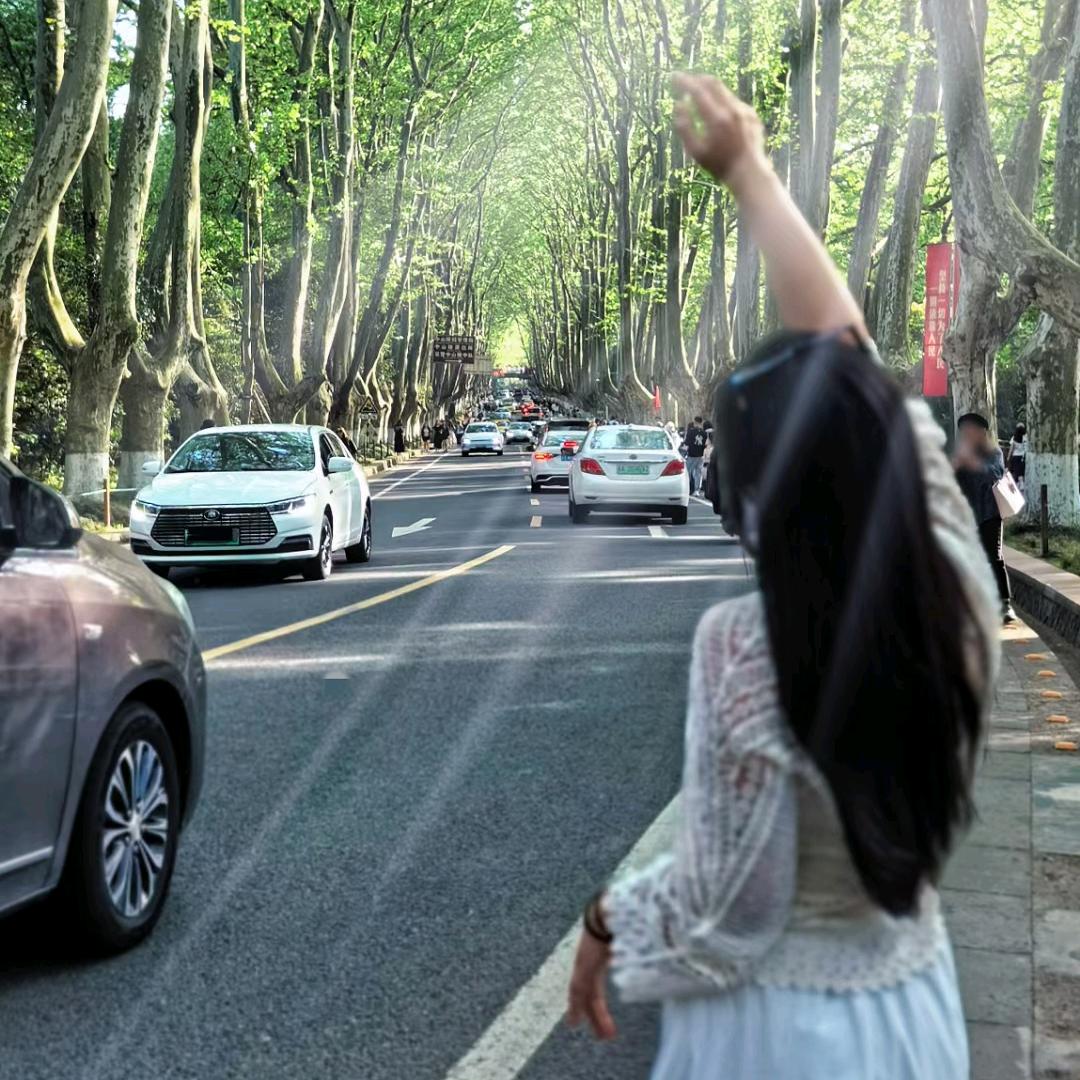 -元气少女谢广坤