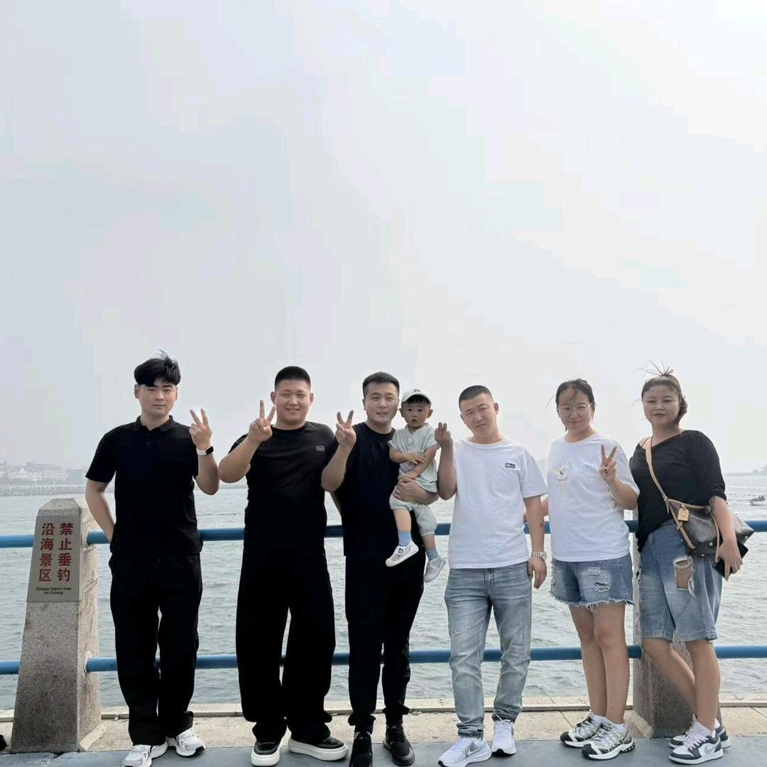 《半吨团队》五加一