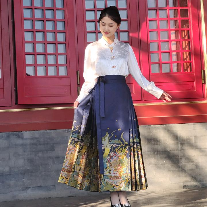 曹县春绣汉都服饰有限公司