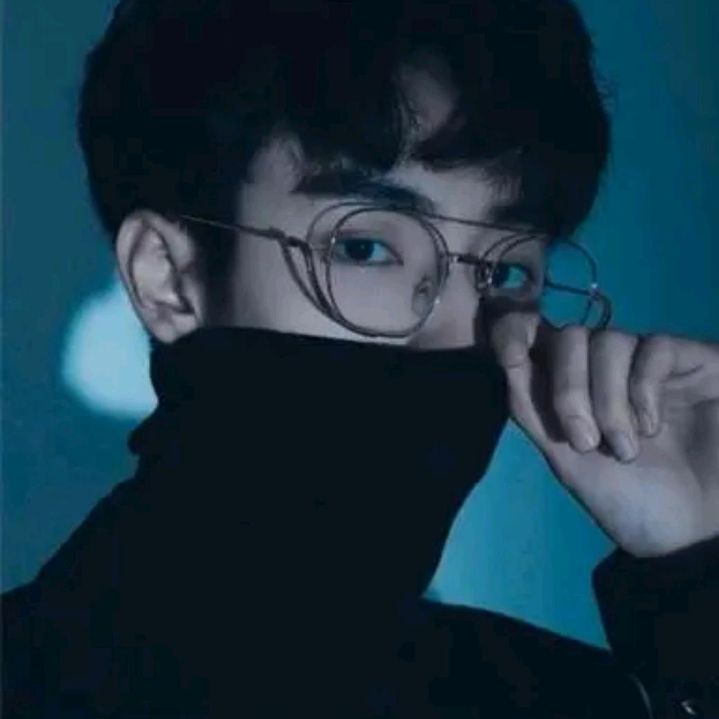 @云亦