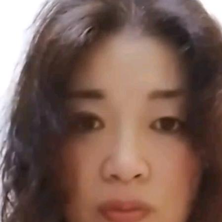 梅梅😝
