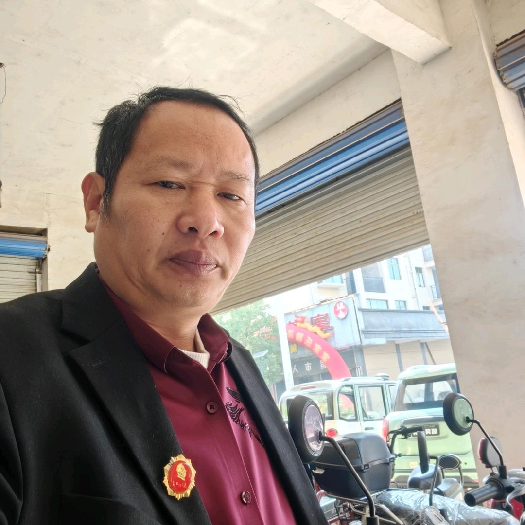 荣华富贵老鹰义成雅迪电动车