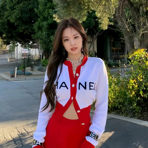 李鸣宇de小跟班