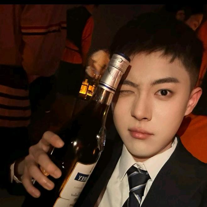 张诗尧的老粉❤