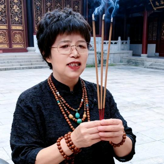 王姐《济南市历下区住宿鸿军旅馆》