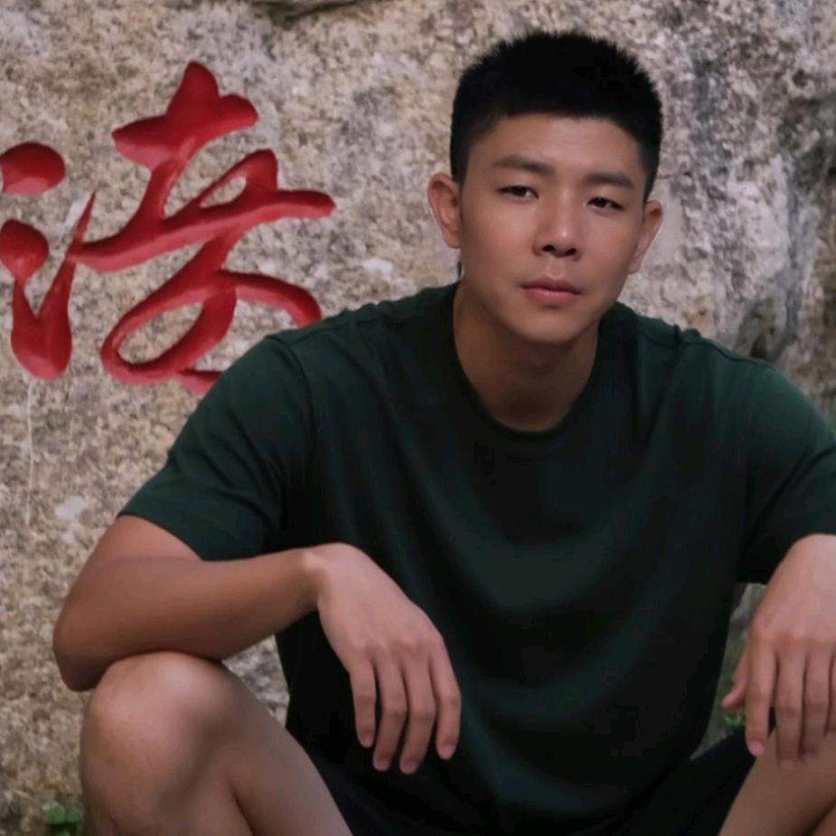 退伍霖哥爱机车