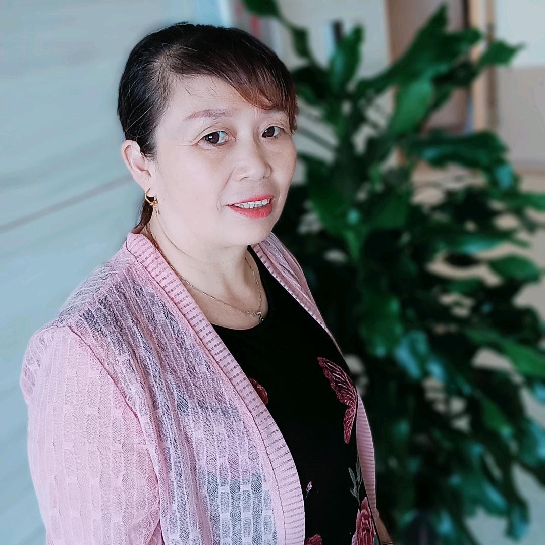 罗姐小号晚上七点十分