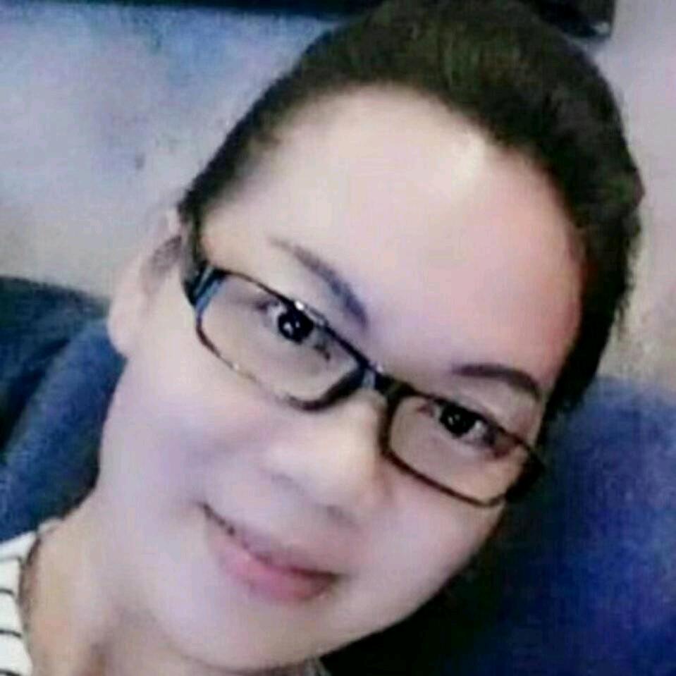 陈媛媛店长琼厨鸡饭店