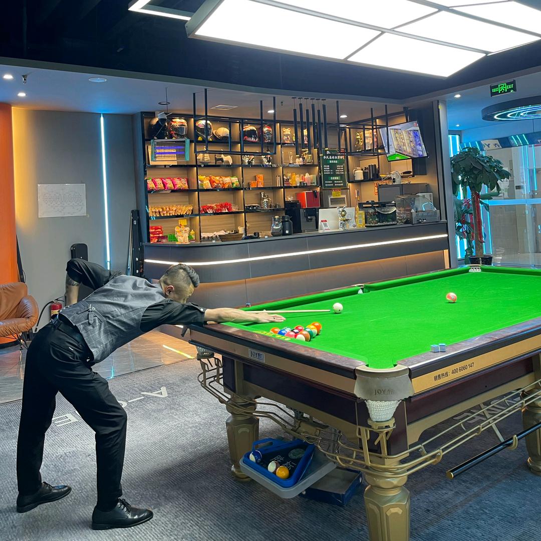 小贾不会打台球🎱