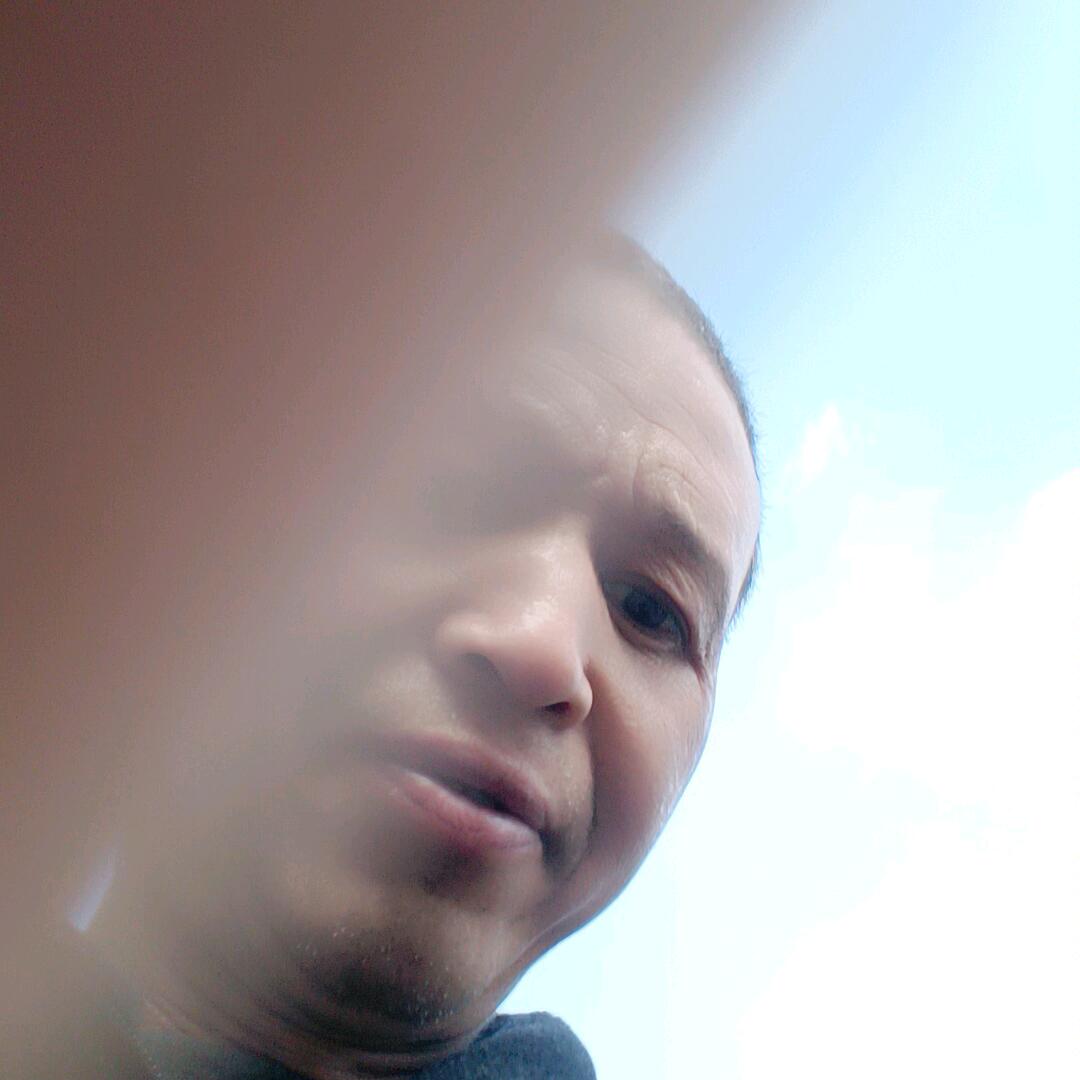 魏炳生家阖万事兴