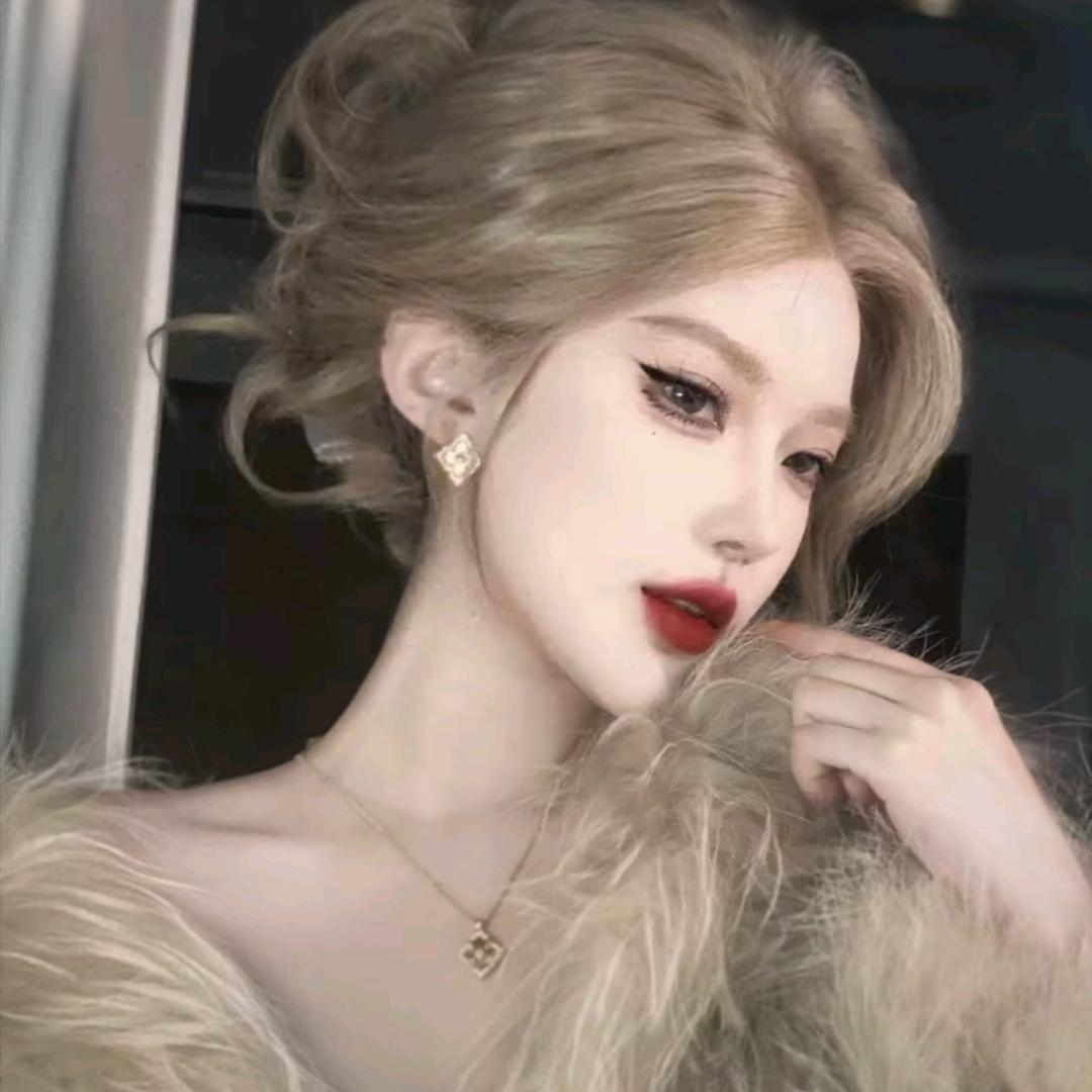 冷艳女主