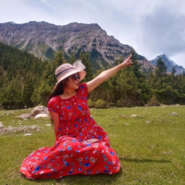 💞ღ᭄美丽的光ঞ᭄༊🍬