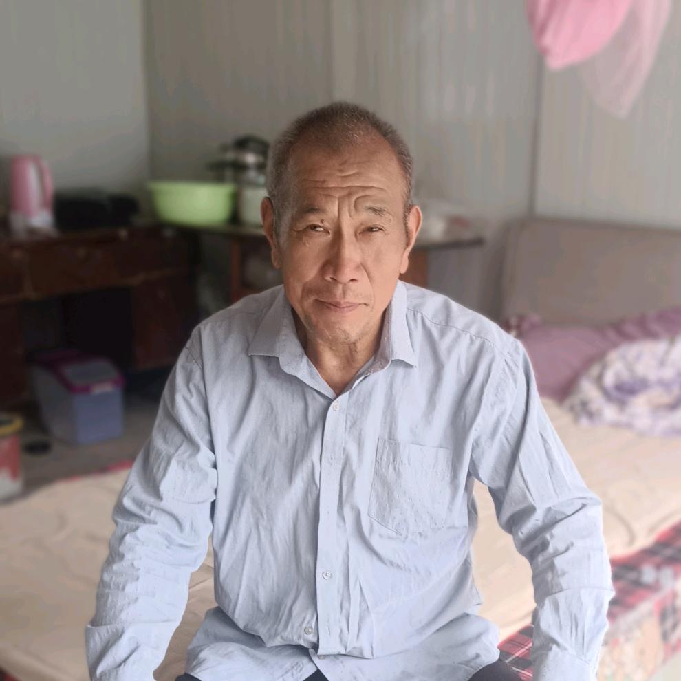 吕