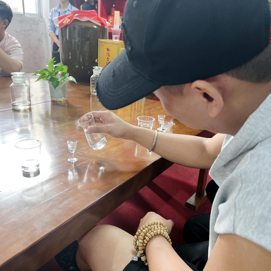 飞彩广告制作小作坊