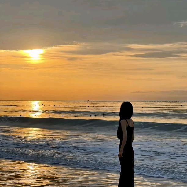 宇宙无敌超级可爱的大叔